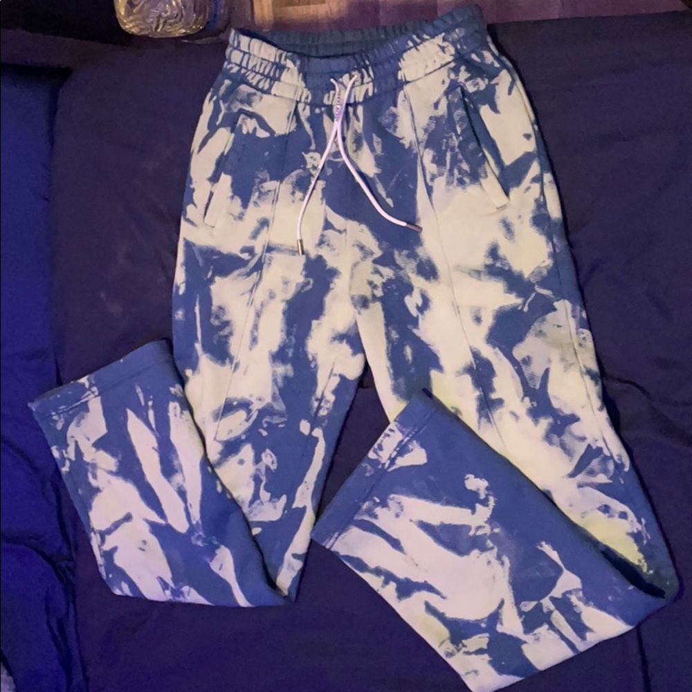 Off White Sweatpants - image 1